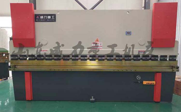100T4米數(shù)顯液壓折彎機(jī)